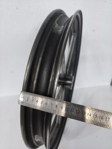 Kovalcustom Invader Wheel 21″ no brake flange – side angle