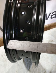 Motorcycle Rim 17-4.0 Black Gloss front view