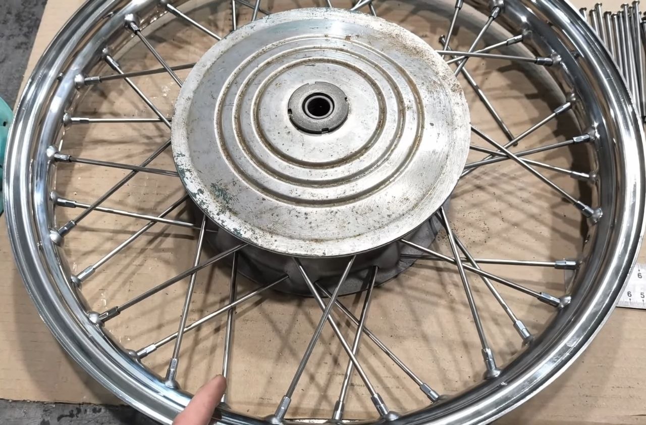 Matching stainless steel spokes for Izh Jupiter hub setup