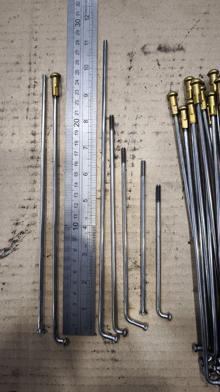 Inch size motorcycle spokes compatible with Japanese nipples