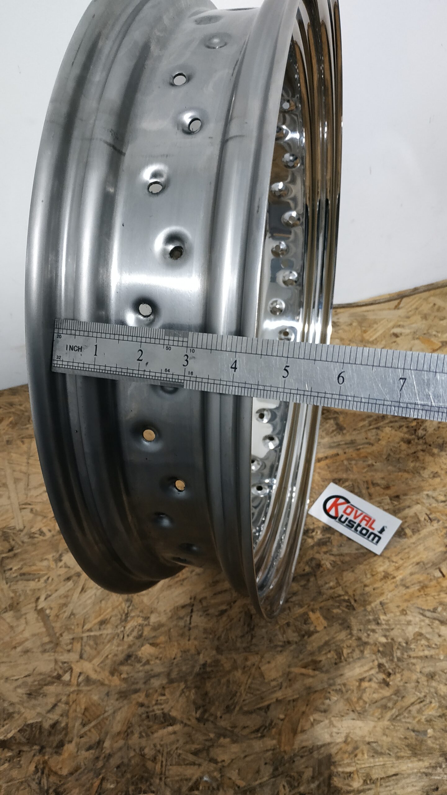Raw unpolished 17x4.0 stainless steel rim surface